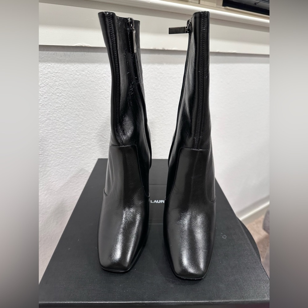 NEW Saint Laurent Maddie Ankle Bootie Size 40 - Picture 6 of 10